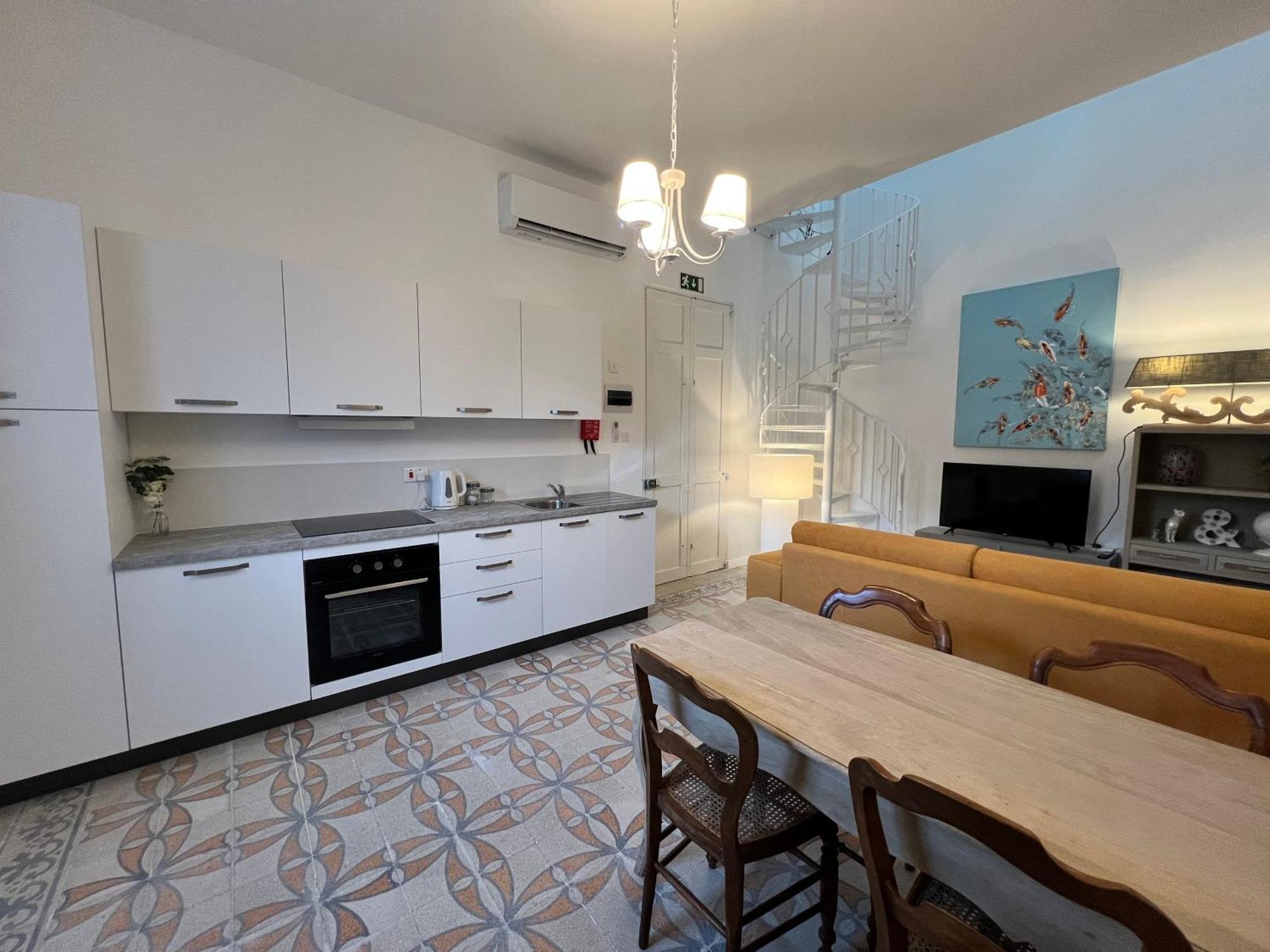 Appartement Stylish Boutique Duplex - Orange - 2 Double Bedrooms *
