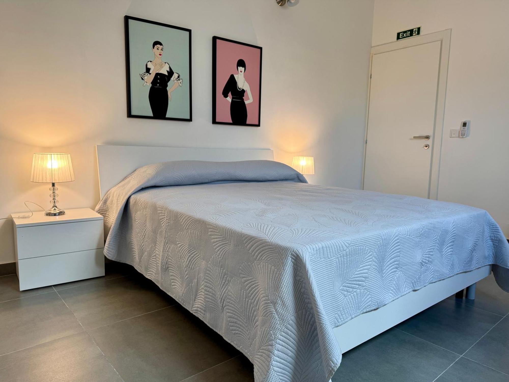 Appartement Stylish Boutique Duplex - Orange - 2 Double Bedrooms *