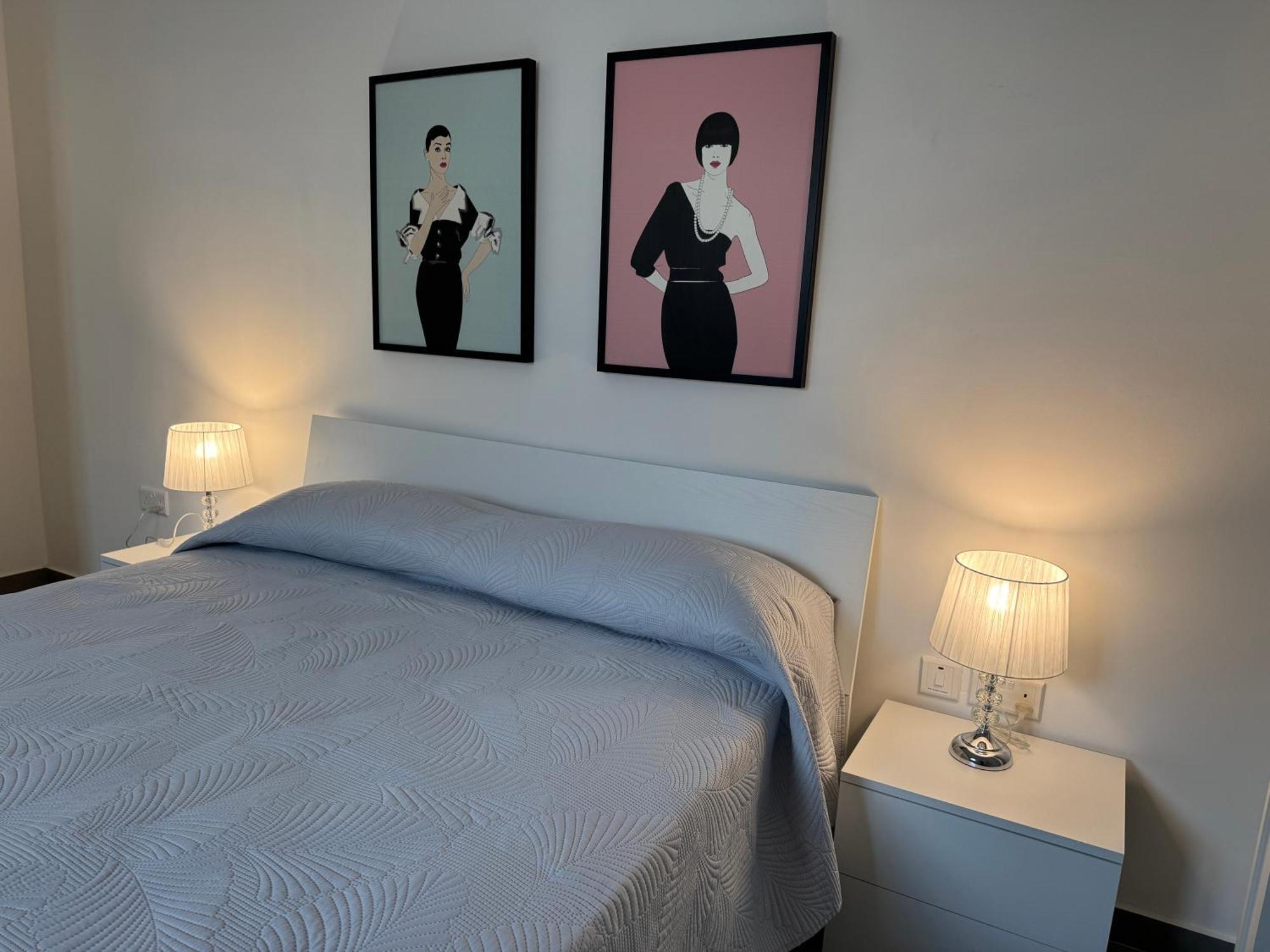 Stylish Boutique Duplex - Orange - 2 Double Bedrooms Appartement *